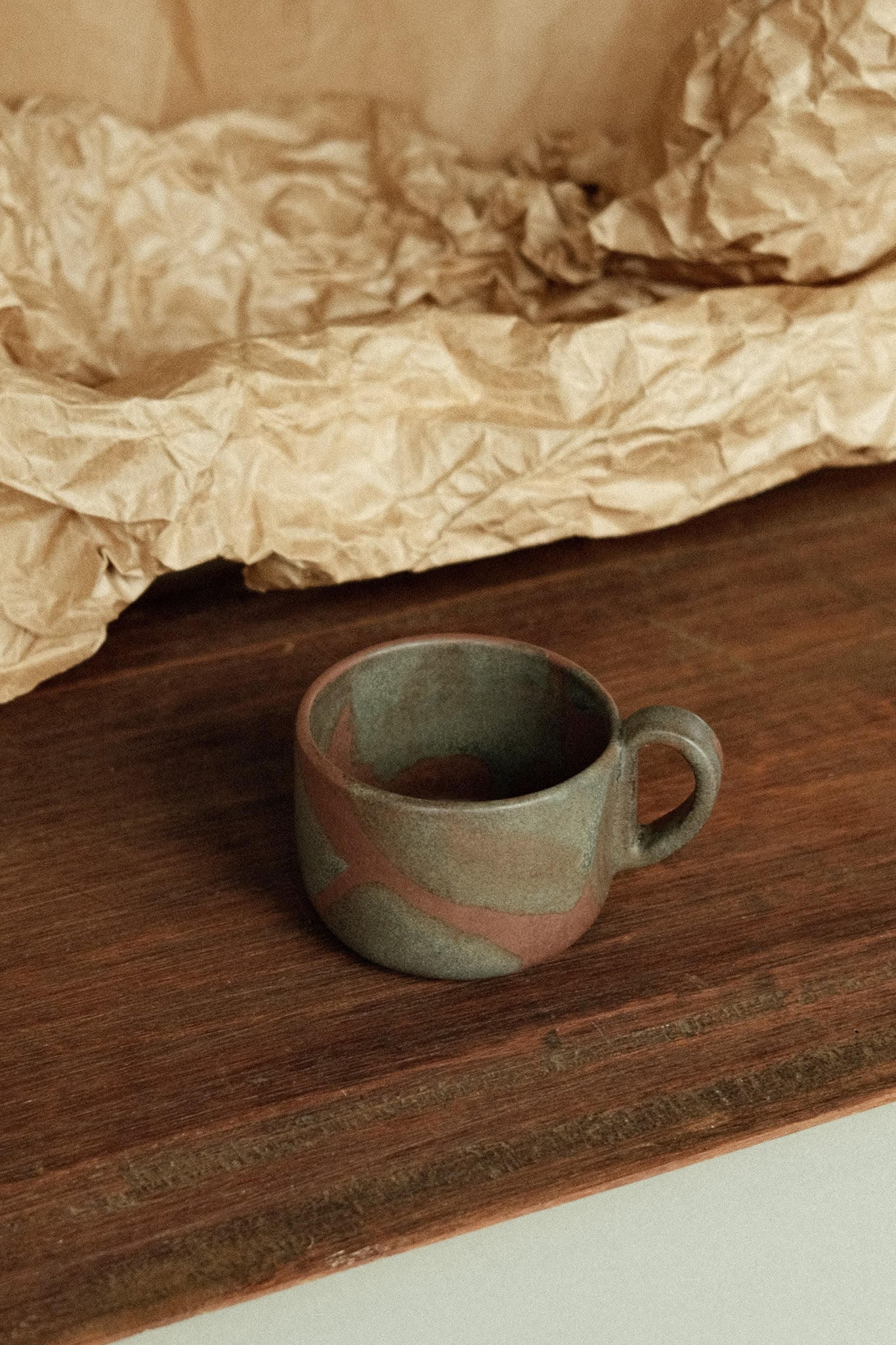 Vintage Mug In Terreno