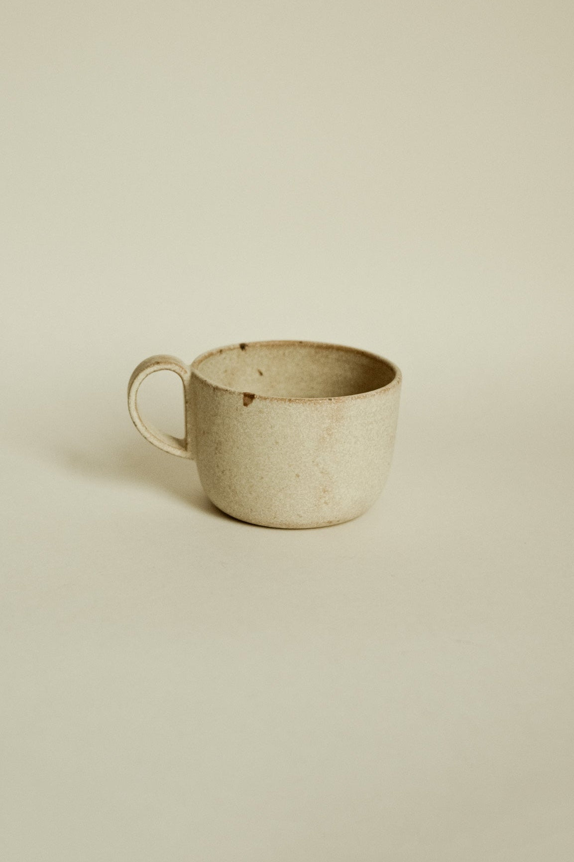 Vintage Mug in Clay